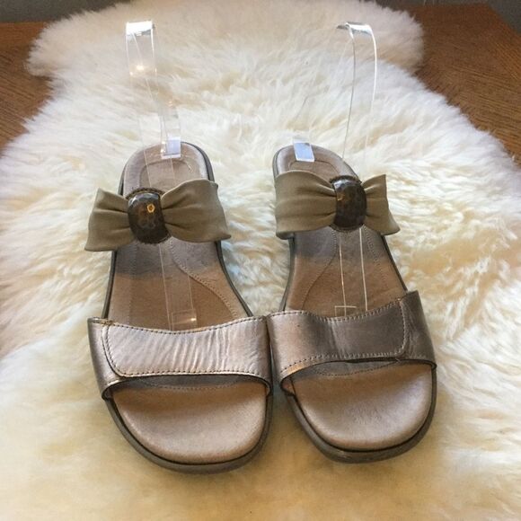 Naot Pinotage Slide Sandal 42/11 Metallic Leather - Picture 3 of 8
